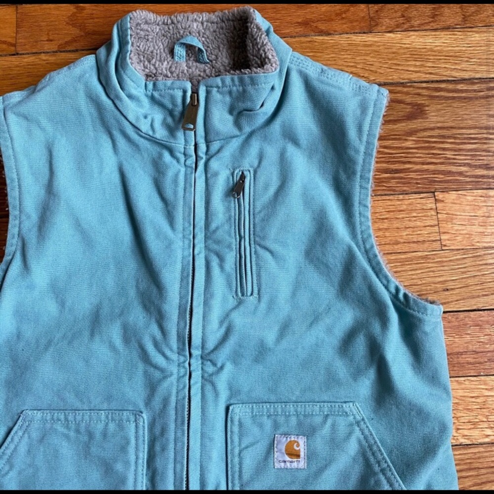 Carharrt sandstone vest Pretty !